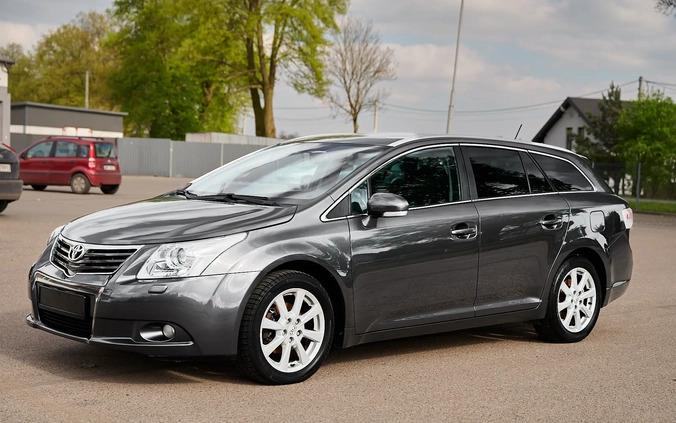 Toyota Avensis cena 28900 przebieg: 214000, rok produkcji 2009 z Sieradz małe 742